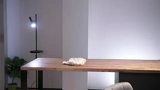 CaseyMulders live cam on StripChat