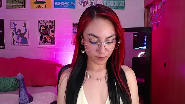 Amy66 webcam