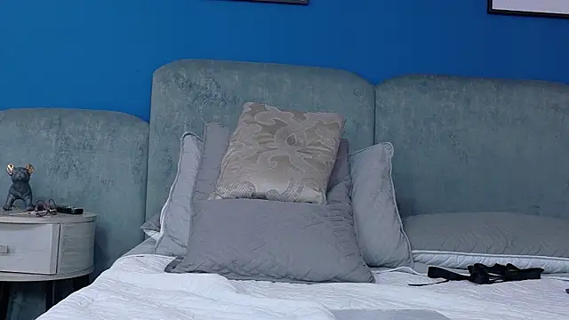 Victoria_Scarlett webcam
