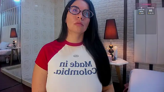 Hannah_Cross webcam
