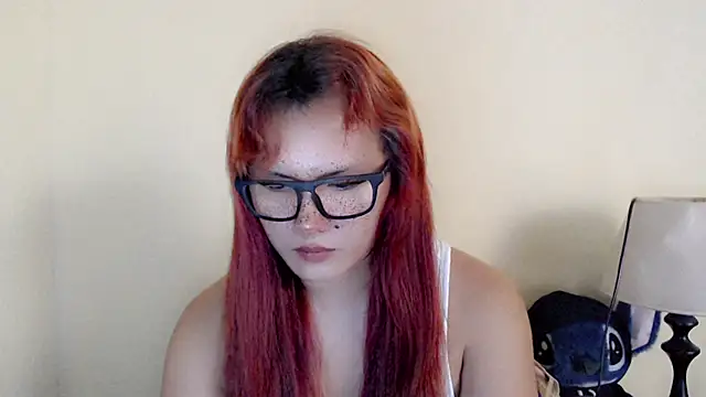 beatrice_21 live cam on StripChat