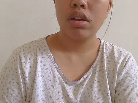 ChubbyButty live cam on StripChat