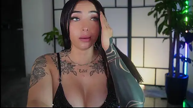 isa_red_hair webcam