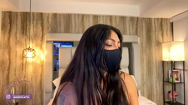 MarianaBranzz webcam