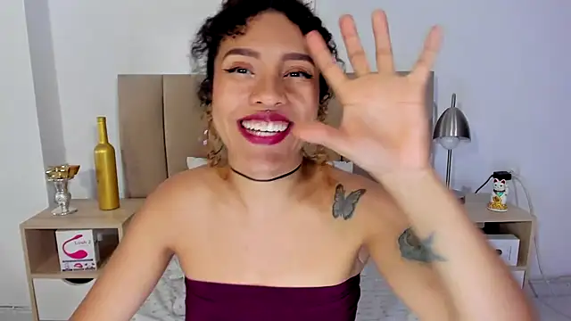 Zoe_Gruber webcam