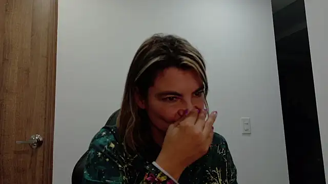 charlotedoll webcam