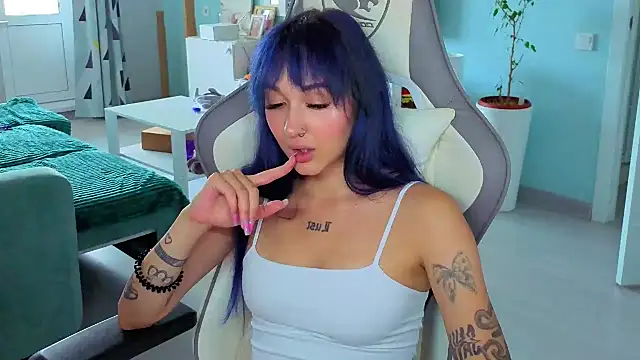 Im_suka webcam