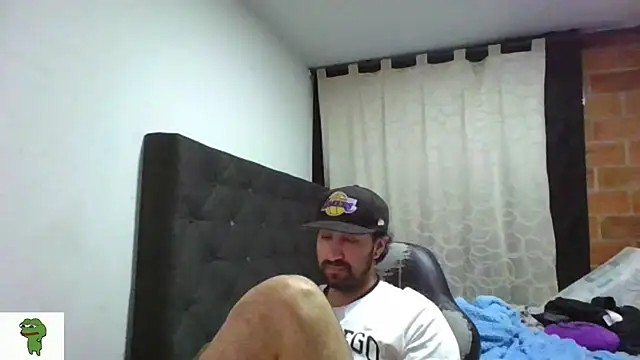 coolfriki webcam