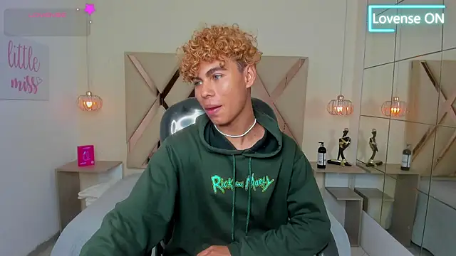 Anyelo_Twink webcam