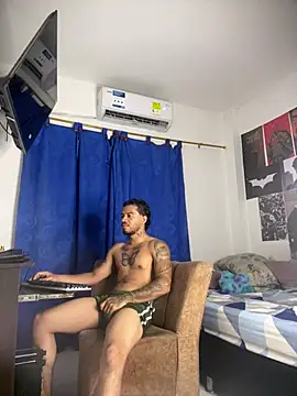 Kenny_romano webcam