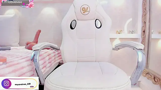 juliana_smithh webcam