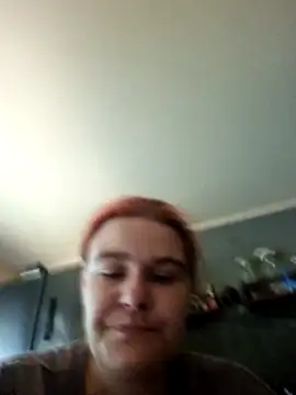 GoldenWifee webcam