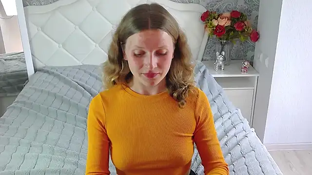 Mary_Charm webcam