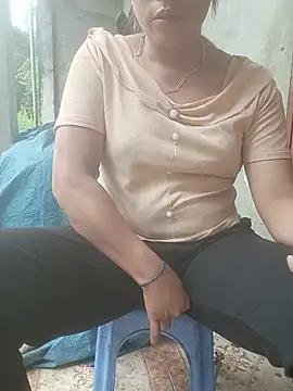 Diana_hi webcam