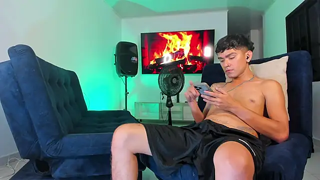 Steven_baby69 webcam
