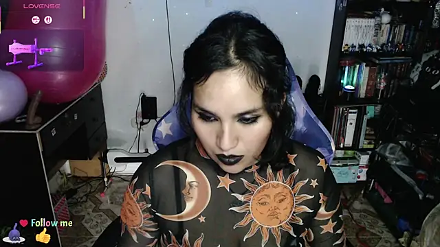 kureiji_hentaii webcam