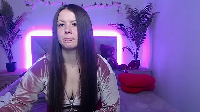MavkaCute webcam
