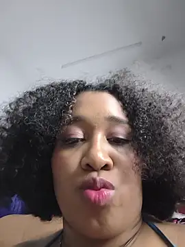 Yera_brown69 webcam