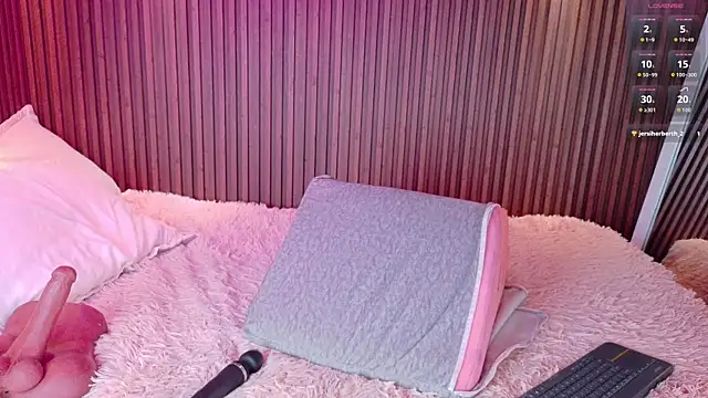 Emily_Roberts9 webcam
