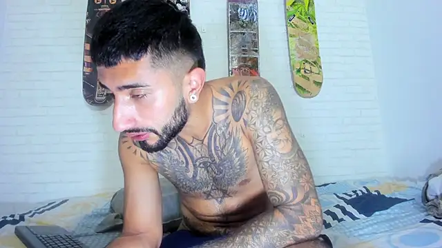 sofiandnick_smith webcam