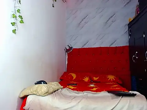 Sexybella_13 webcam