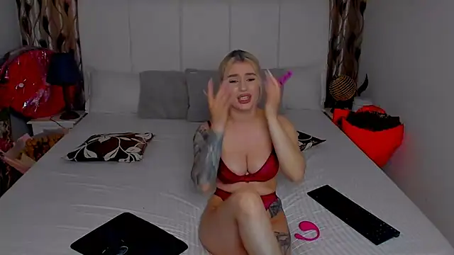 RaisaHot webcam