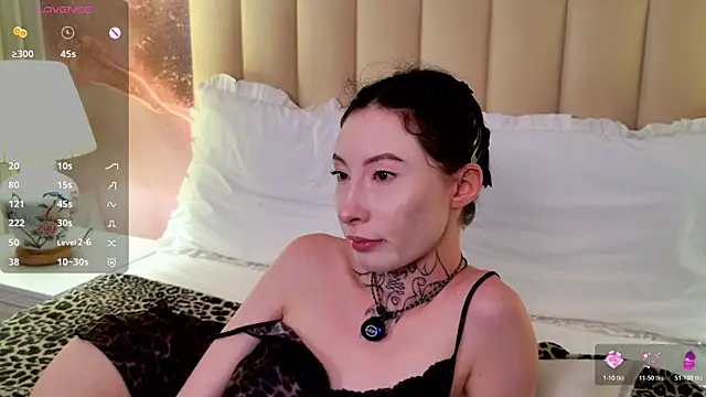 roxy_morrison_x webcam