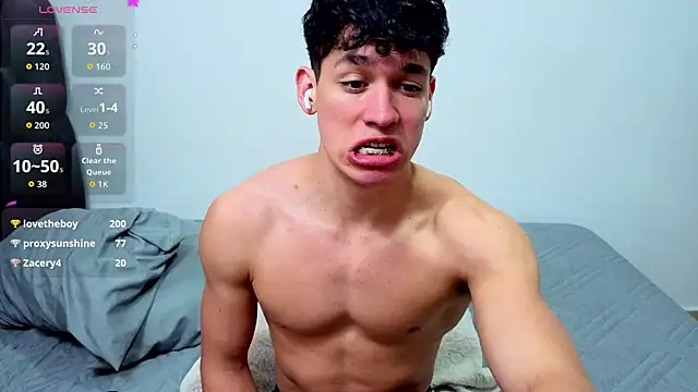 Luke_Muscle live cam on StripChat