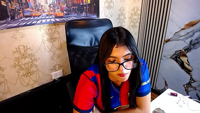 Holly_Watson_ webcam