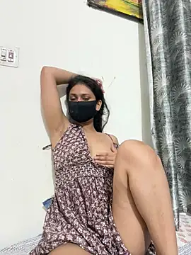 kavyq3791 webcam