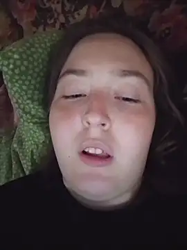 BabyTori webcam