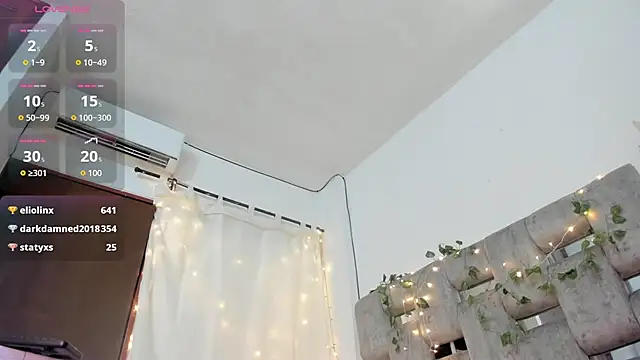 NohaNicole webcam