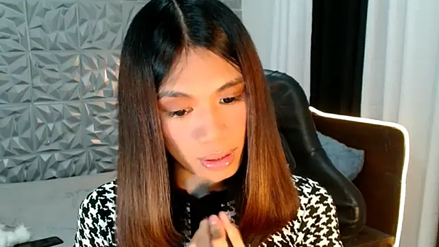 Velvet_Aurora webcam