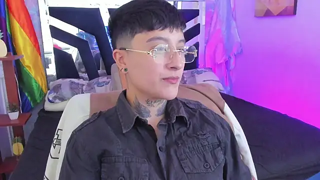 abby_thompson____ webcam