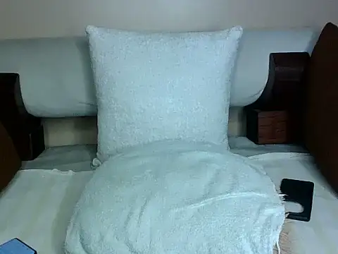 Misstemptation1 webcam
