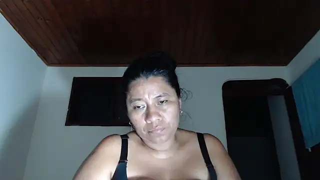 adrixxx38 webcam