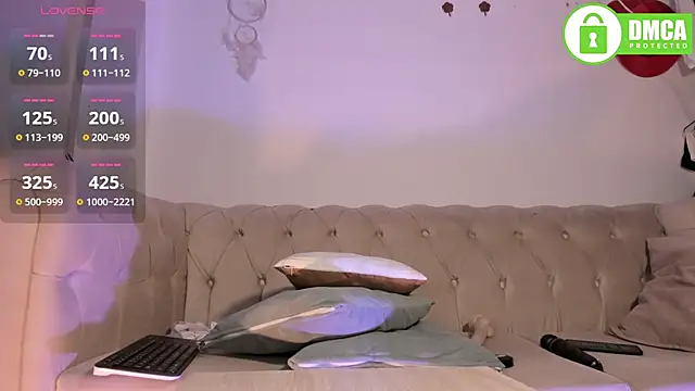 zoe_37 webcam