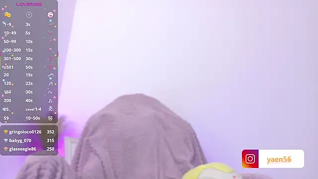 Liah__19 live cam on StripChat