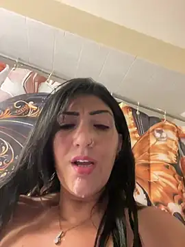 LittleMissEeve webcam