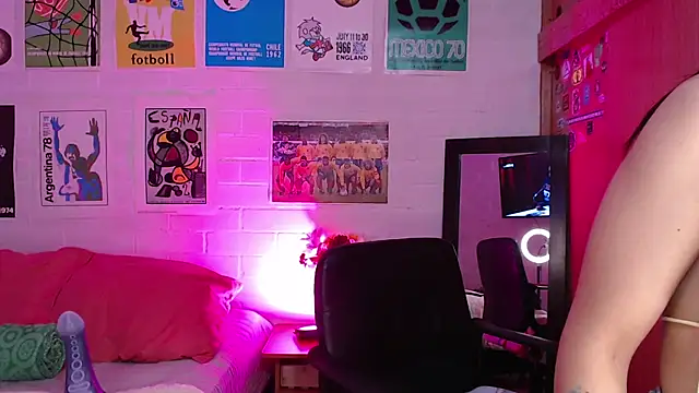 Amy66 webcam
