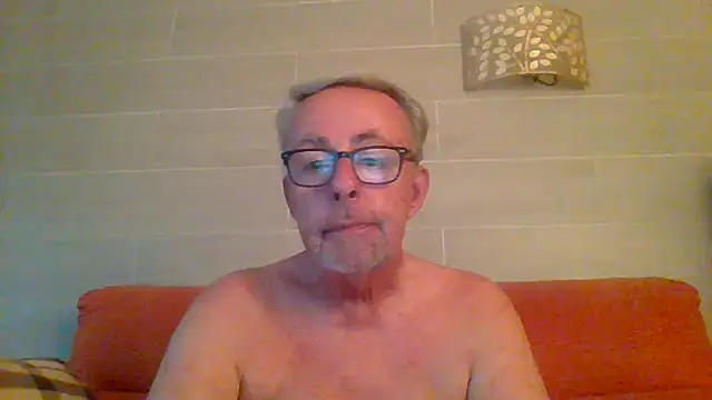 tuggy59 (M grandpa) - cock stroke and toi masurbating
