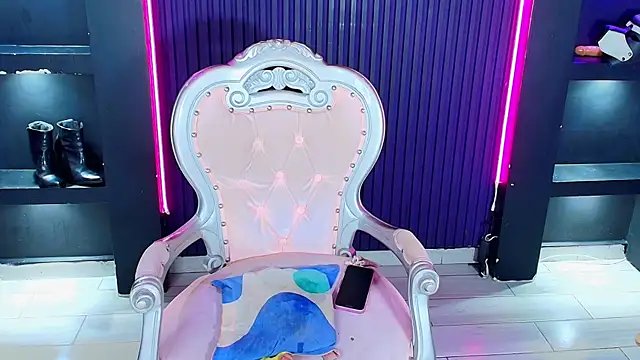 MrEbonybdsm webcam