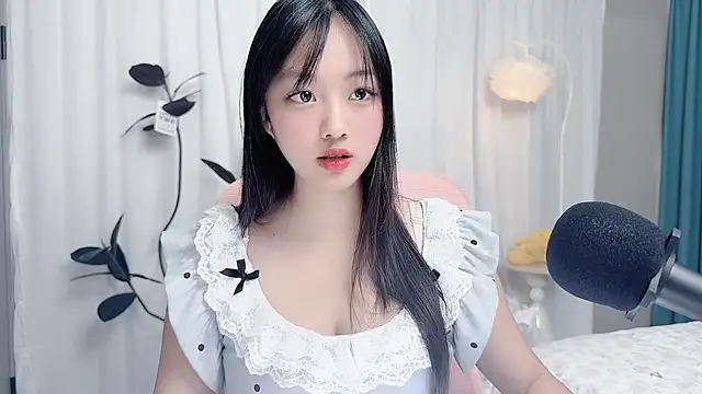 Winnie666999 webcam
