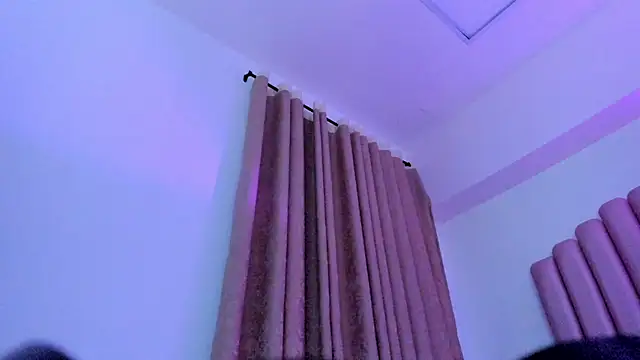 Lana_fox01 live sex cam