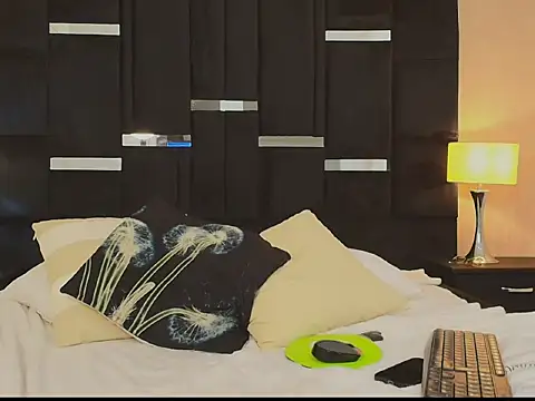 lilithrouse_ webcam