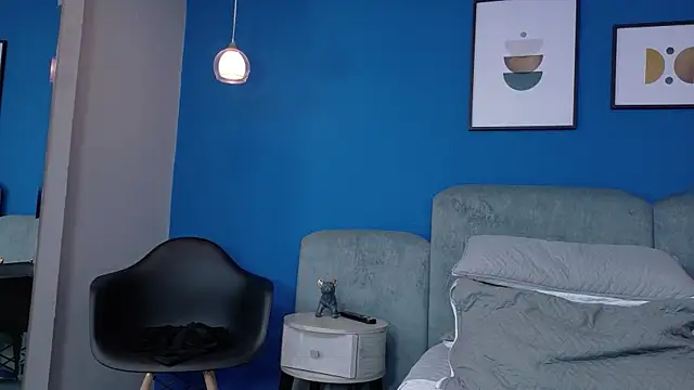 Victoria_Scarlett webcam
