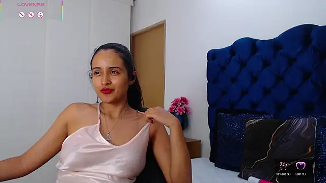 Lili666_ webcam