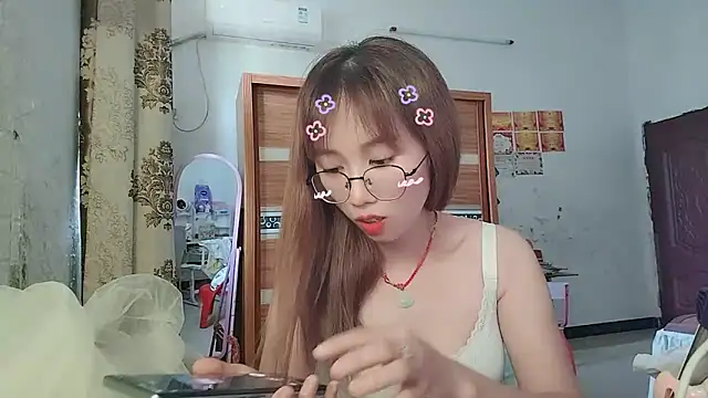 Lili_666 webcam