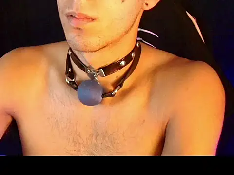 dark_men1 webcam