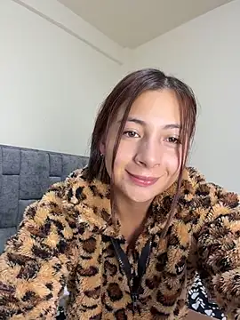 Karlee_Grey1